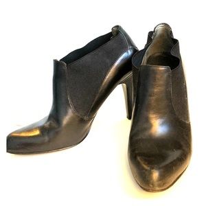 Nine West Black Leather Booties